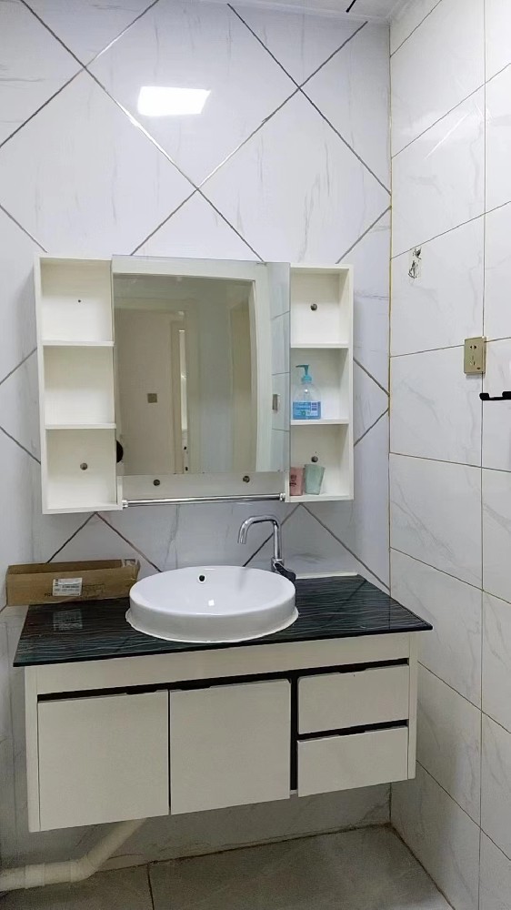 衛生(shēng)間(jiān)清洗